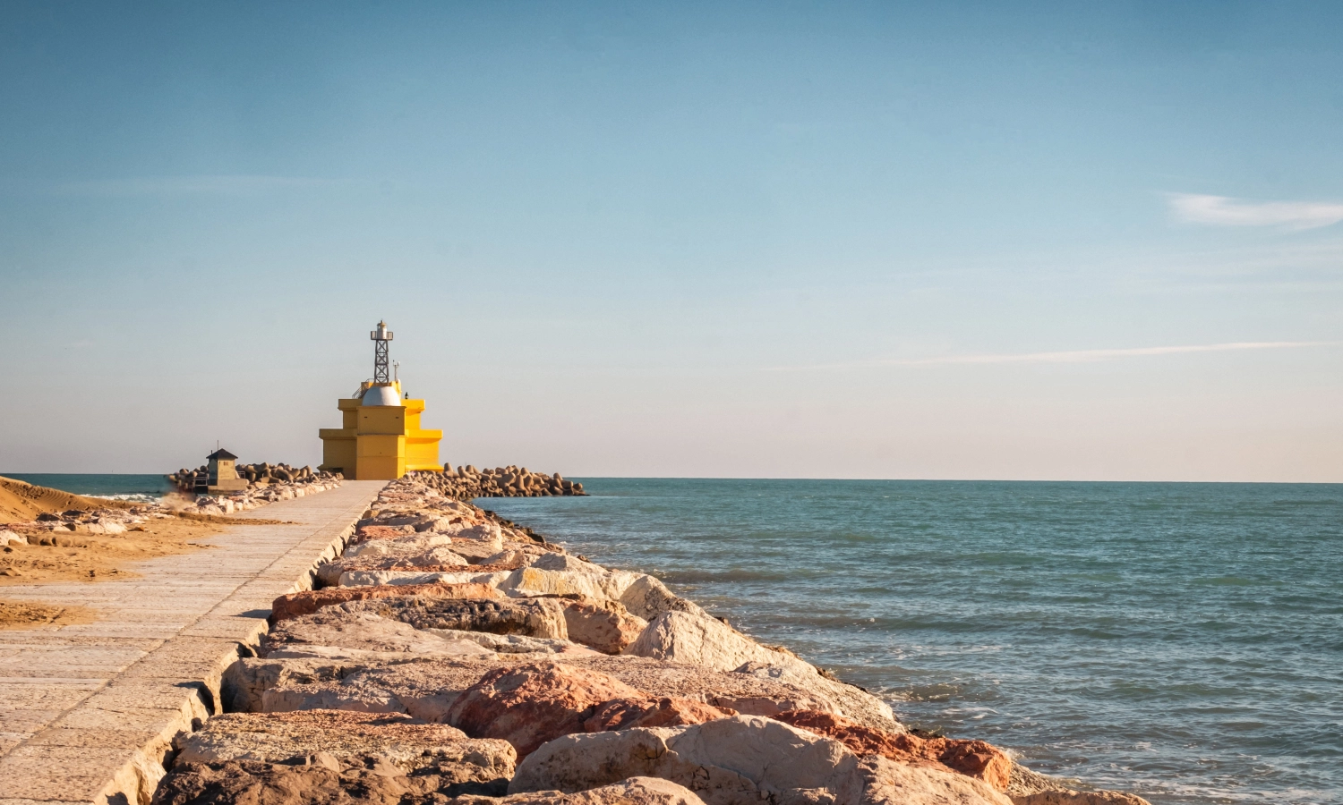 Passeggiata lungo la spiaggia libera di Cavallino Treporti